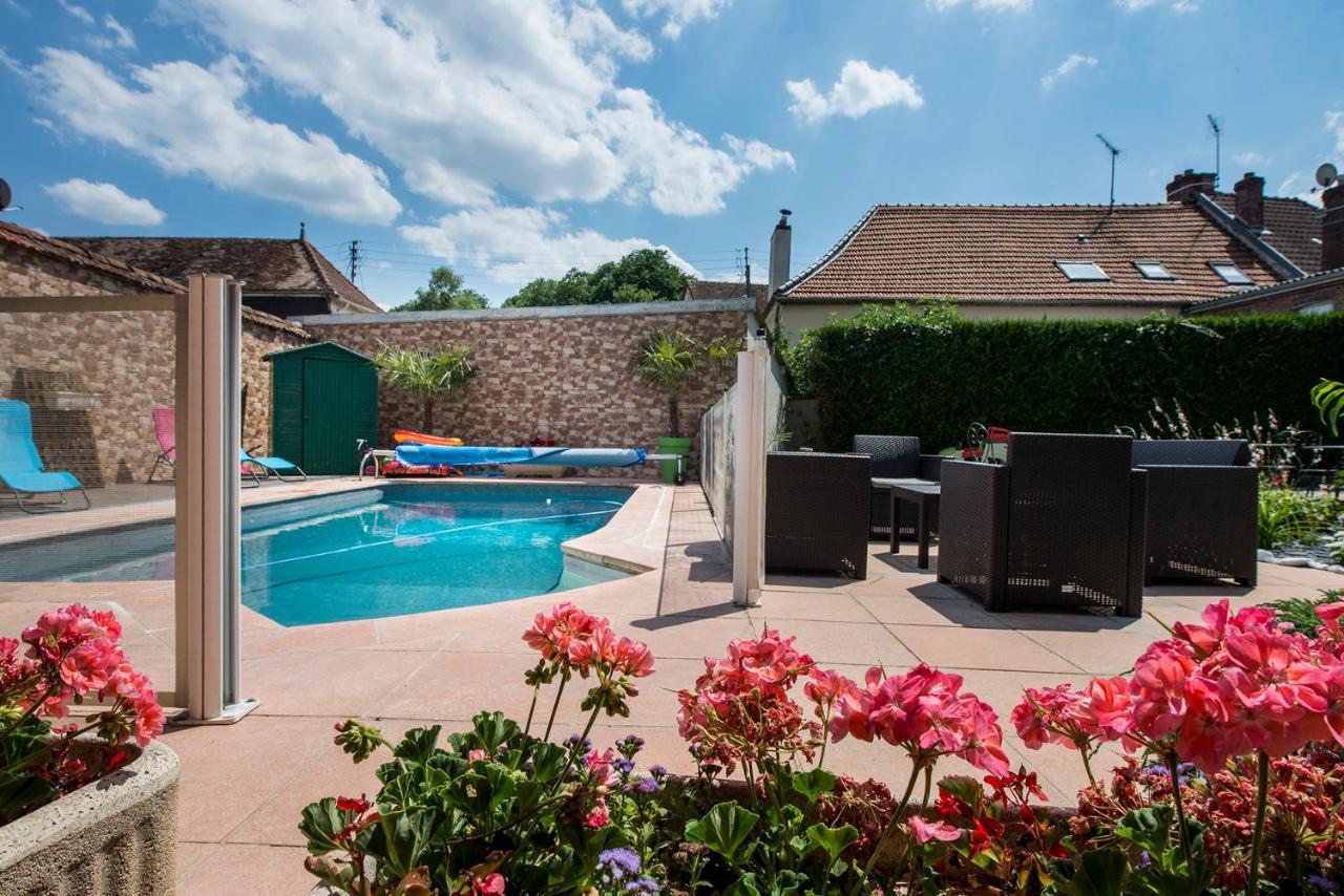 Le Relais De St Martin Bed and Breakfast Rilly-la-Montagne Exteriör bild
